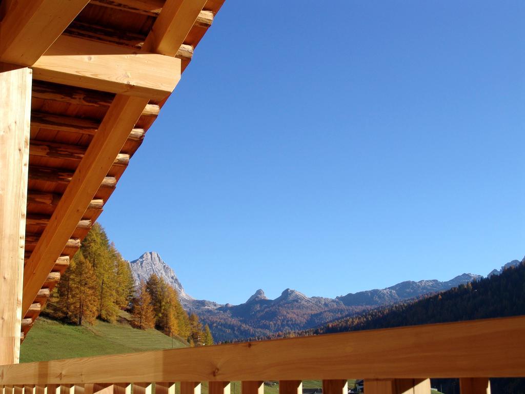 Apartments Serghela San Cassiano  Pokoj fotografie