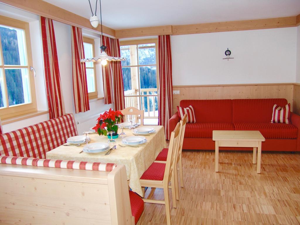 Apartments Serghela San Cassiano  Pokoj fotografie